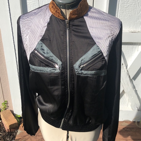 Gimmicks size small zip up lightweight jacket - Picture 2 of 6